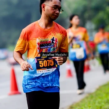 Runner Photo 8140557