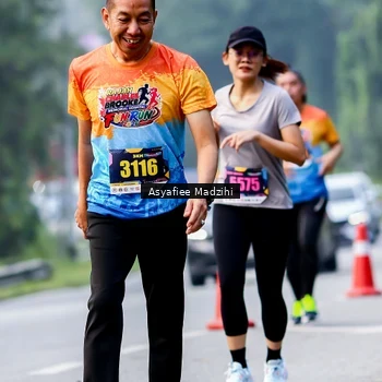 Runner Photo 8140623