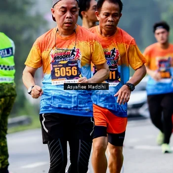 Runner Photo 8140629