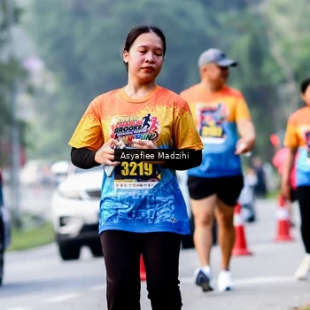 Runner Photo 8140639