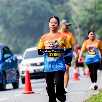 Runner Photo 8140644