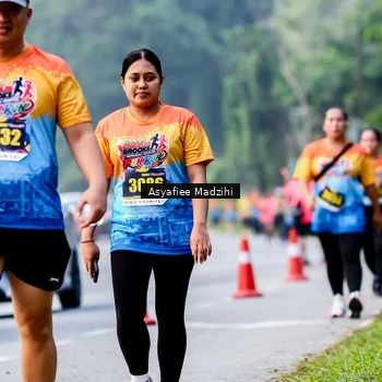Runner Photo 8140649