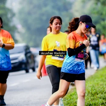 Runner Photo 8140695