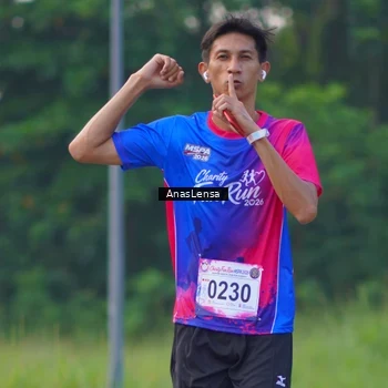 Runner Photo 8140716