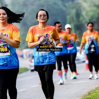 Runner Photo 8140733