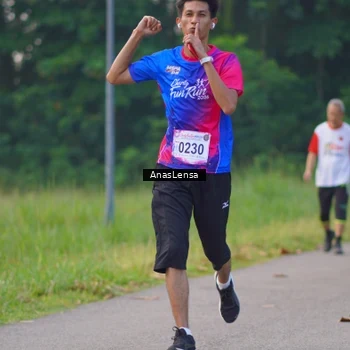 Runner Photo 8140740