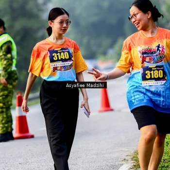 Runner Photo 8140753