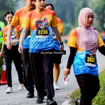 Runner Photo 8140755