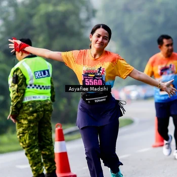 Runner Photo 8140764