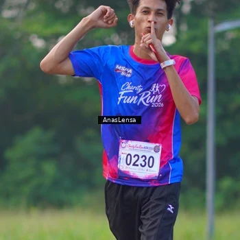 Runner Photo 8140770