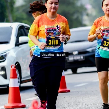 Runner Photo 8140802