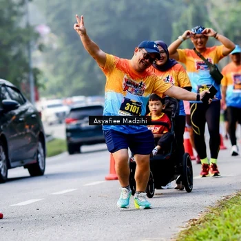Runner Photo 8140842