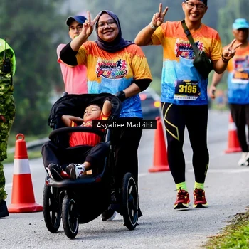Runner Photo 8140845
