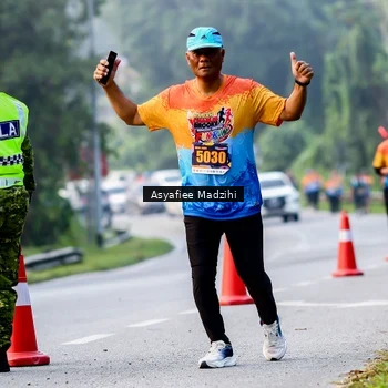 Runner Photo 8140853