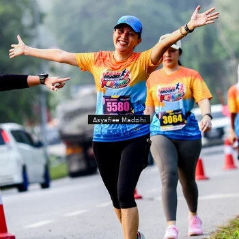 Runner Photo 8140864