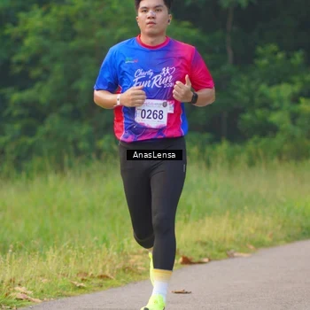 Runner Photo 8140866