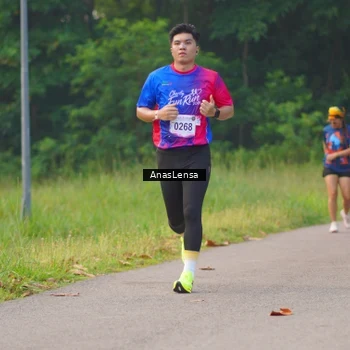 Runner Photo 8140867
