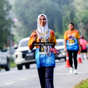 Runner Photo 8140875