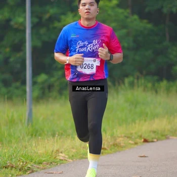 Runner Photo 8140877