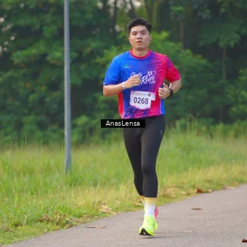 Runner Photo 8140879