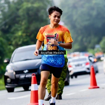 Runner Photo 8140884