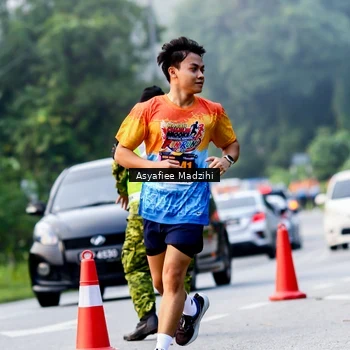 Runner Photo 8140889