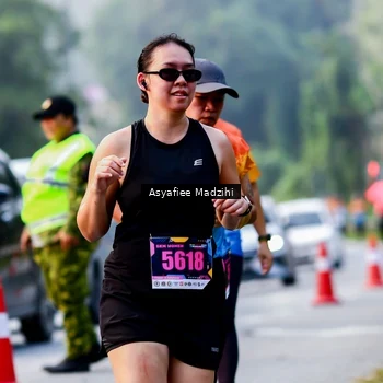 Runner Photo 8140899