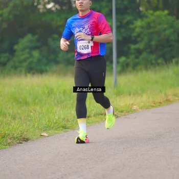 Runner Photo 8140901
