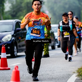 Runner Photo 8140912