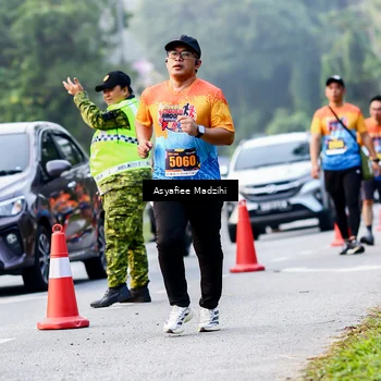 Runner Photo 8140958