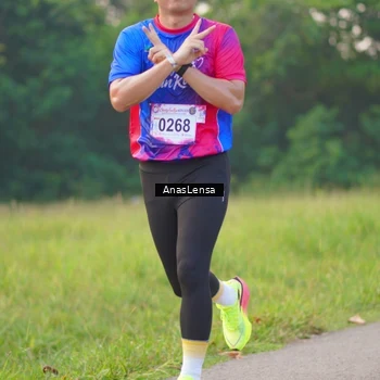 Runner Photo 8140966
