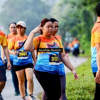 Runner Photo 8140976