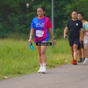 Runner Photo 8141033