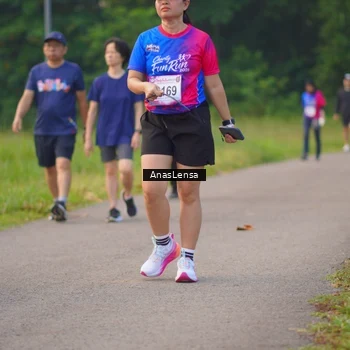 Runner Photo 8141346