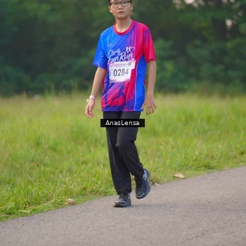 Runner Photo 8141460