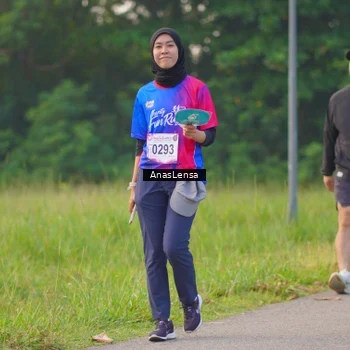 Runner Photo 8141476