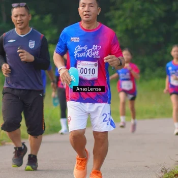 Runner Photo 8141510