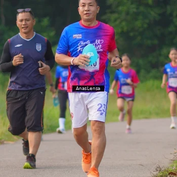 Runner Photo 8141514