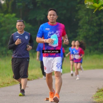 Runner Photo 8141515