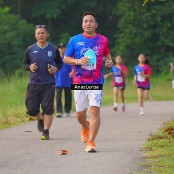 Runner Photo 8141518