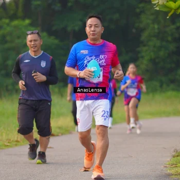 Runner Photo 8141521