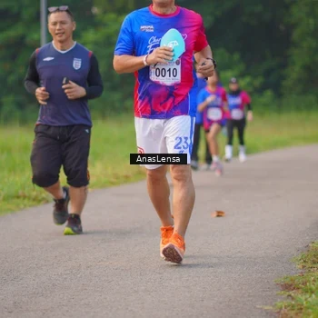 Runner Photo 8141525