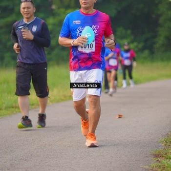 Runner Photo 8141529
