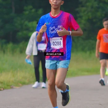 Runner Photo 8141561