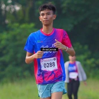 Runner Photo 8141573