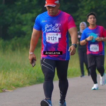 Runner Photo 8141602