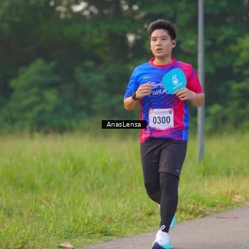 Runner Photo 8141631
