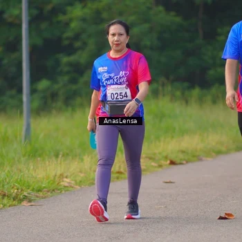 Runner Photo 8141791
