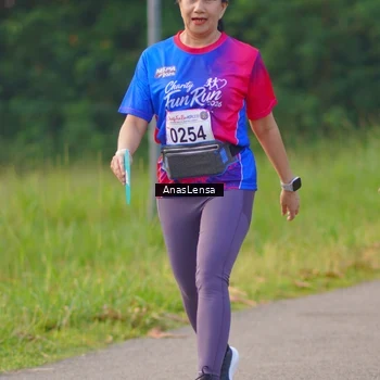 Runner Photo 8141800