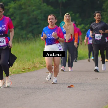 Runner Photo 8141829